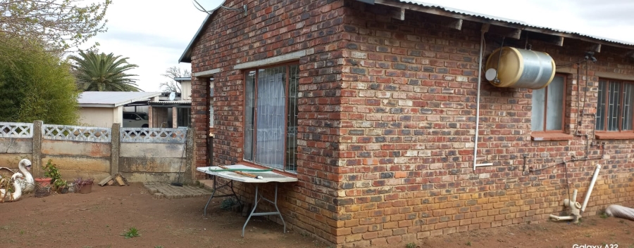 3 Bedroom Property for Sale in Roosheuwel North West